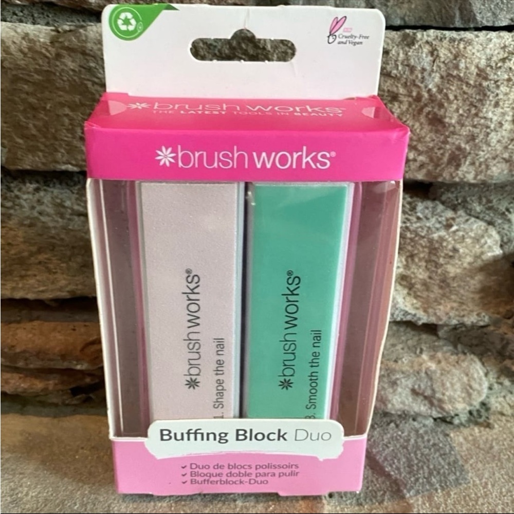 NEW Brush Works Buffing Block Duo Shape the Nail/Smooth the Nail
